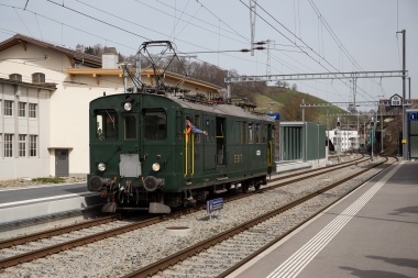 BDe 2/4 des VHE beim Umfahren in Huttwil. Foto: Julian Brückel